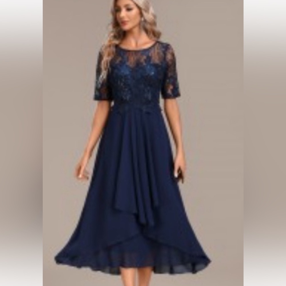 Elegant Navy Lace Midi Dress